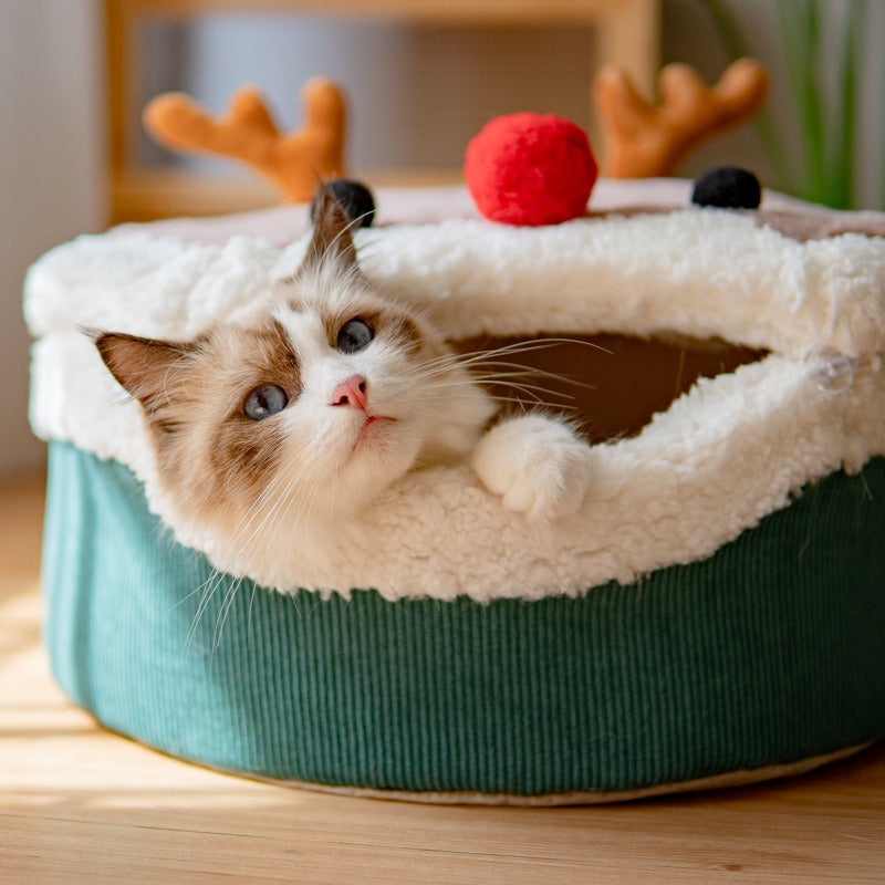 Le Chat’let de Noël — Nid douillet pour chat