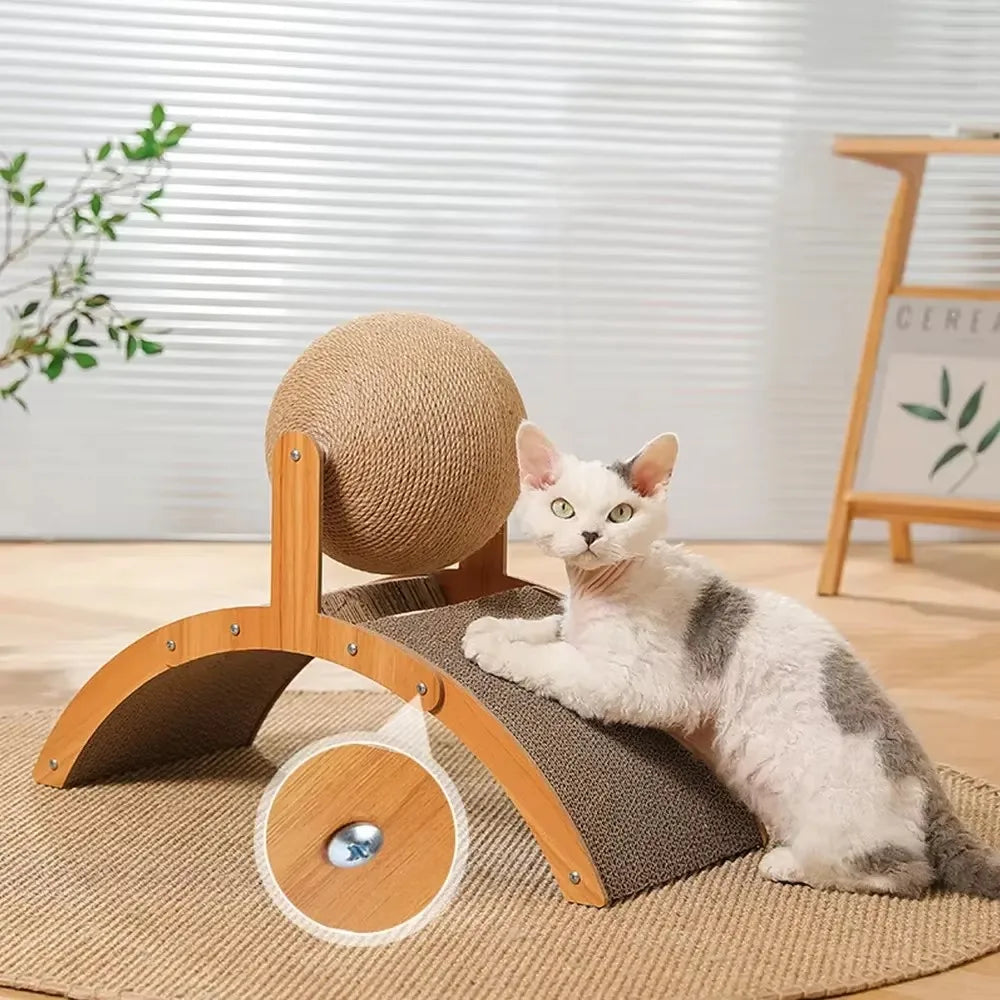 Le Plateau à Patounes — Griffoir en bois avec balle pour chat